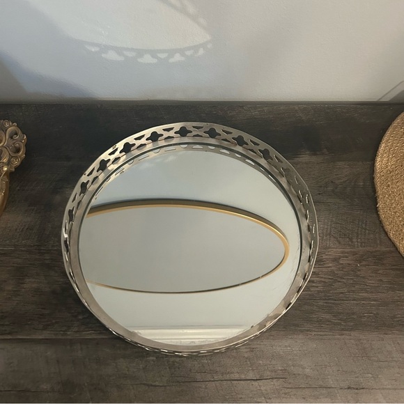 Silver metal  decorative mirror tray - Picture 1 of 4